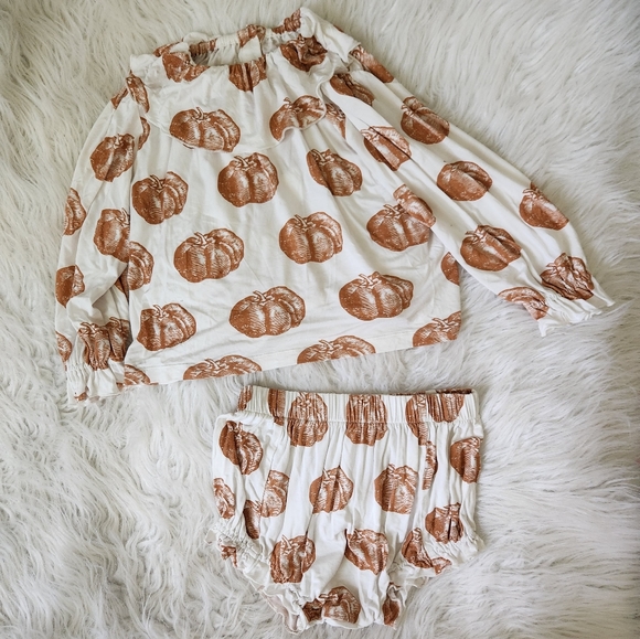 kate quinn Other - Kate Quinn Editorial Pumpkin Set 3T
